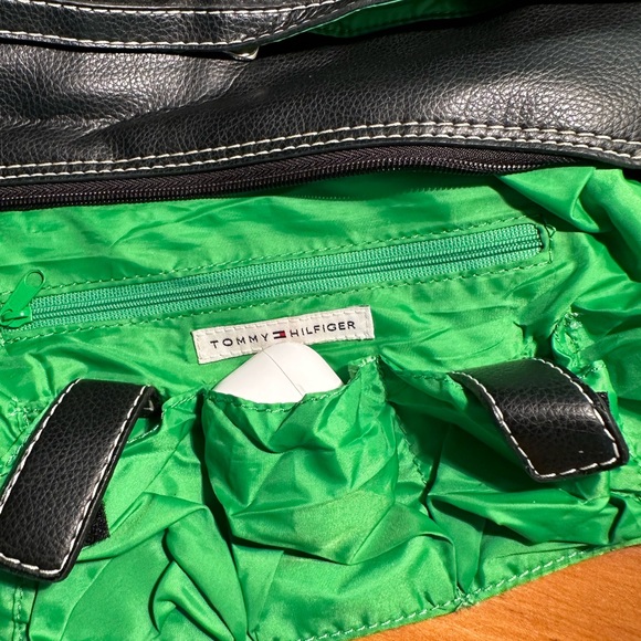 Tommy Hilfiger Vegan Shoulder Bag - Picture 7 of 16